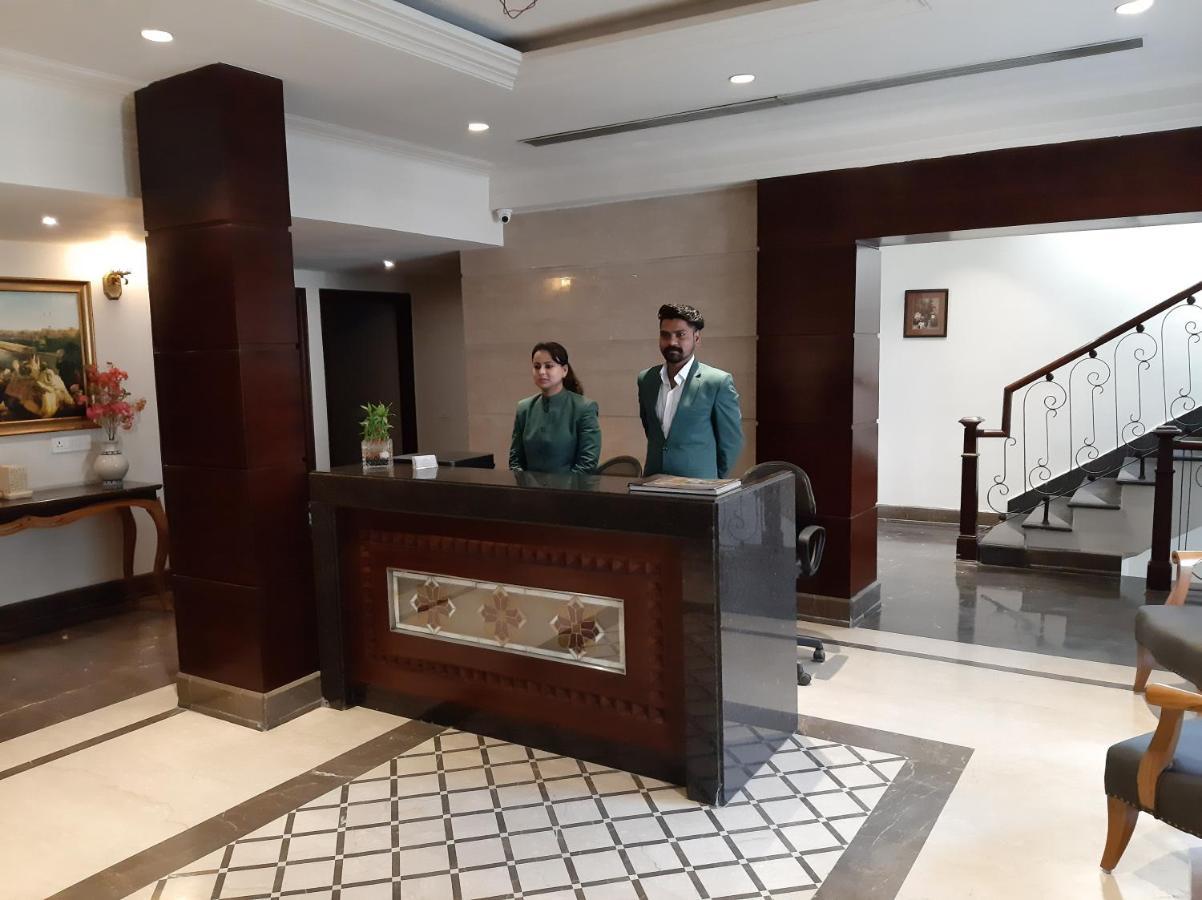 Hotel Golden Tower Near Heritage Street Αμριτσάρ Εξωτερικό φωτογραφία